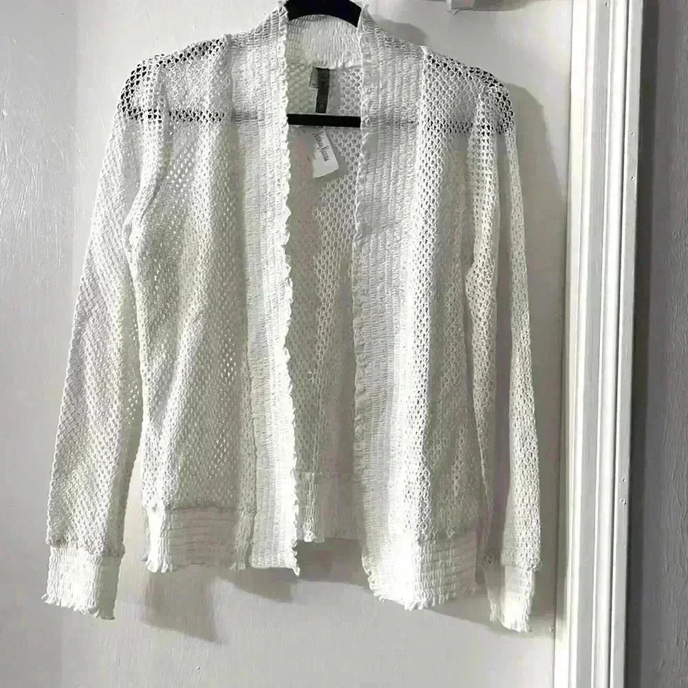 XCVI women’s white open cardigan